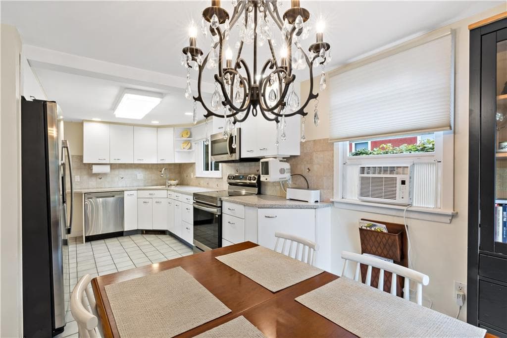 Single Family Residence at 77 Cliff Drive, Bristol, photo 18 of 45