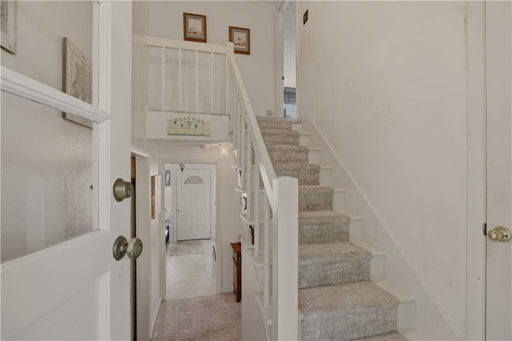 Single Family Residence at 4 Saxony Avenue, Tiverton, photo 23 of 46