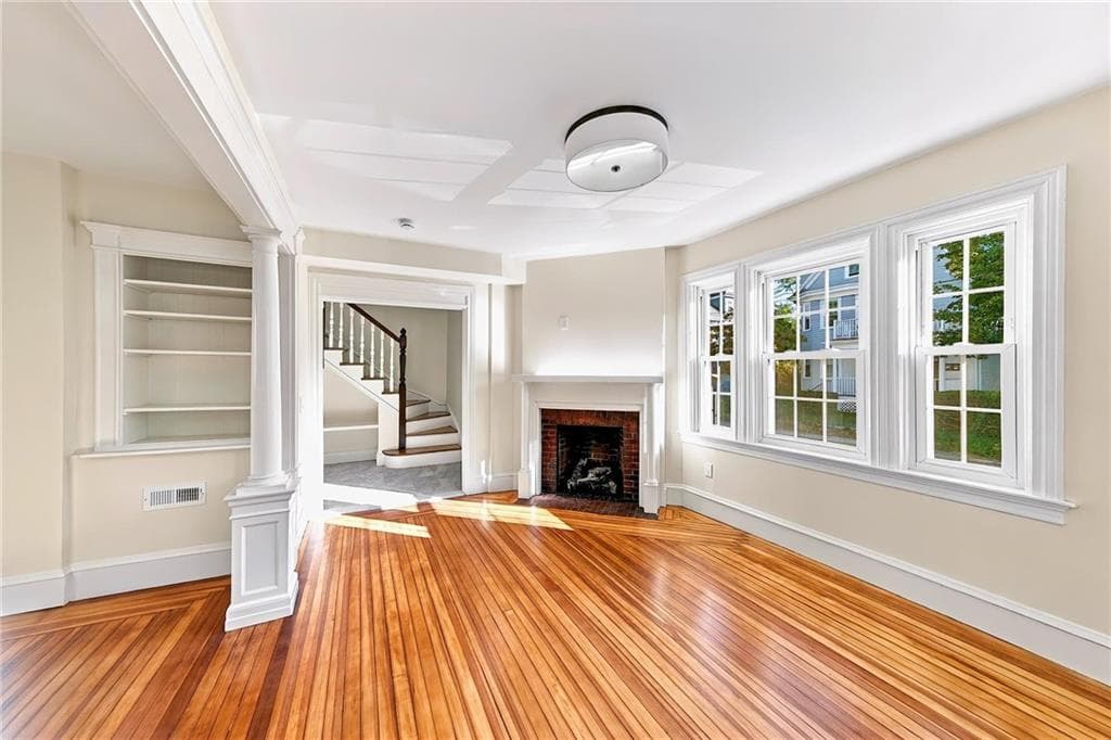 Single Family Residence at 20 Nisbet Street, Providence, photo 6 of 43