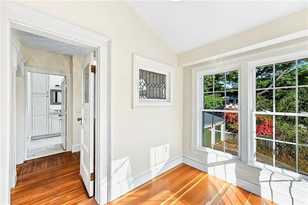 Single Family Residence at 20 Nisbet Street, Providence, photo 18 of 43