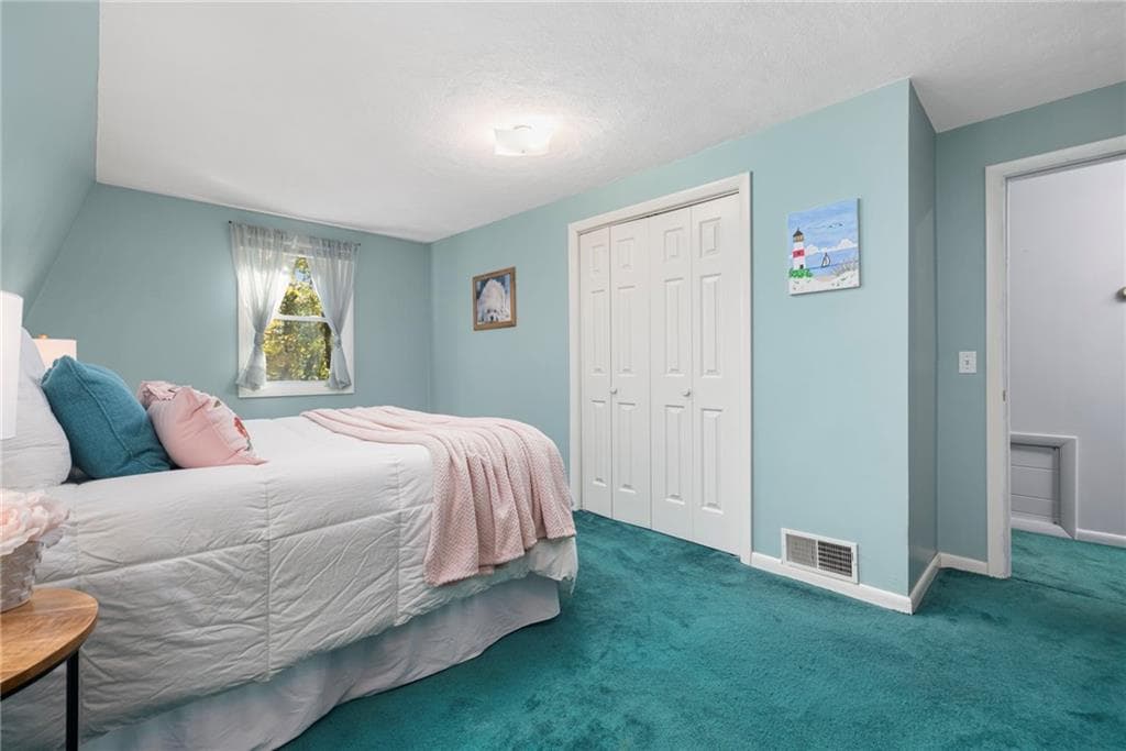 Single Family Residence at 128 Swan Road, Smithfield, photo 22 of 39