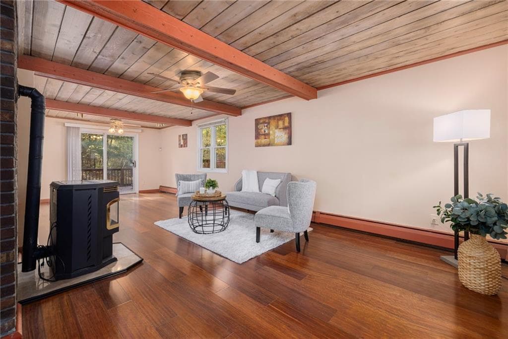 Single Family Residence at 128 Swan Road, Smithfield, photo 10 of 39