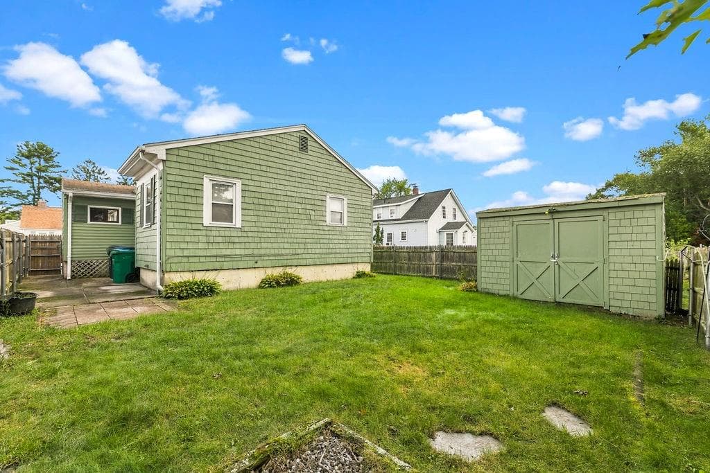 Single Family Residence at 54 Royland Road, Warwick, photo 21 of 23