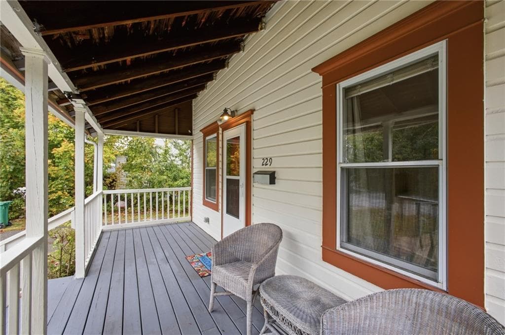Single Family Residence at 229 Samuel Gorton Avenue, Warwick, photo 2 of 16