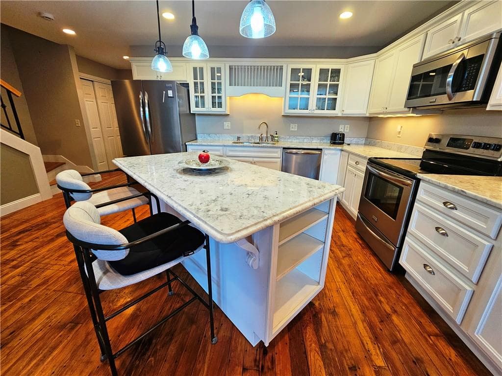 Condominium at 1 Tupperware Drive UNIT 329, North Smithfield, photo 7 of 45