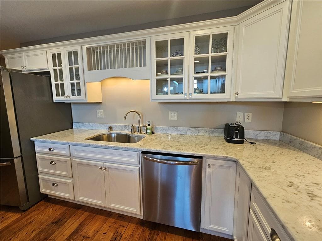 Condominium at 1 Tupperware Drive UNIT 329, North Smithfield, photo 5 of 45