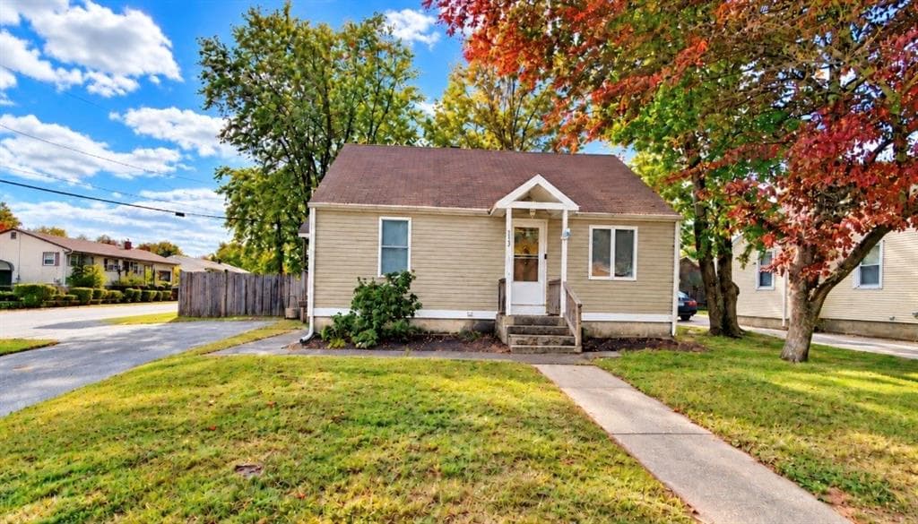 113 Hopkins Hill Road