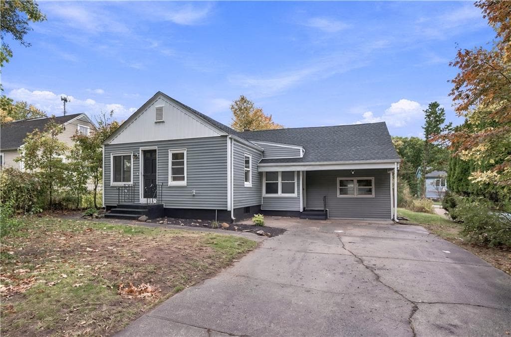 Single Family Residence at 80 Roland Street, Cumberland, photo 2 of 20
