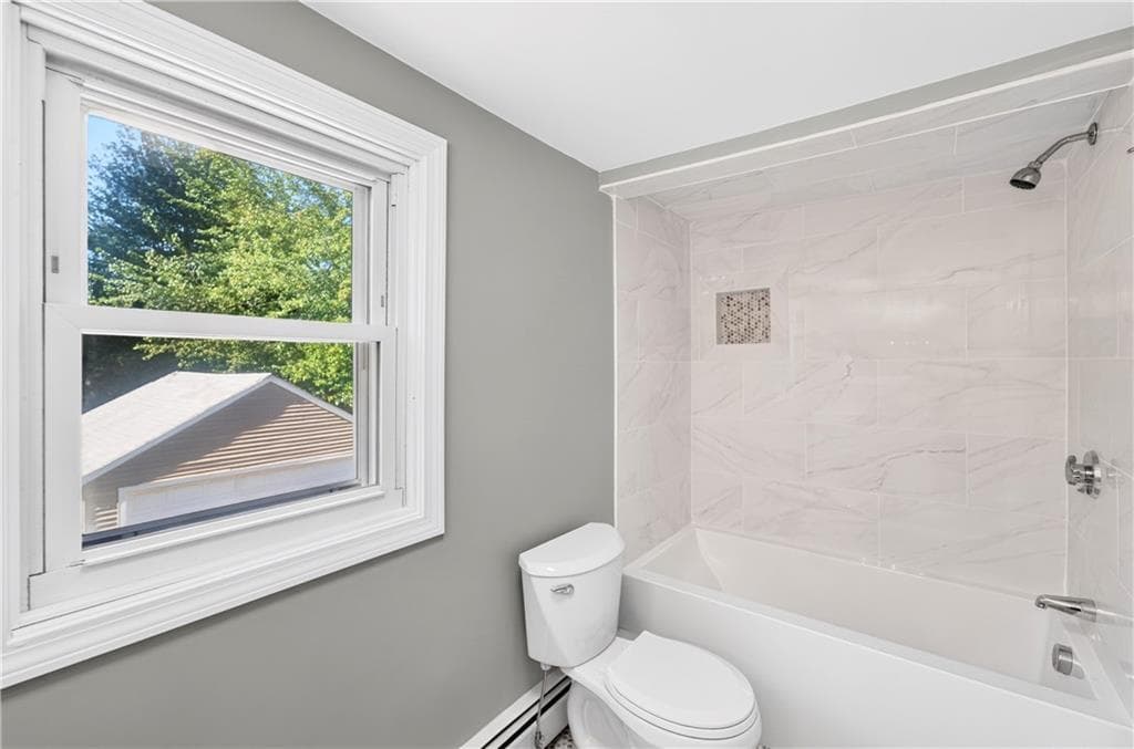 Single Family Residence at 291 Groveland Avenue, Warwick, photo 29 of 50