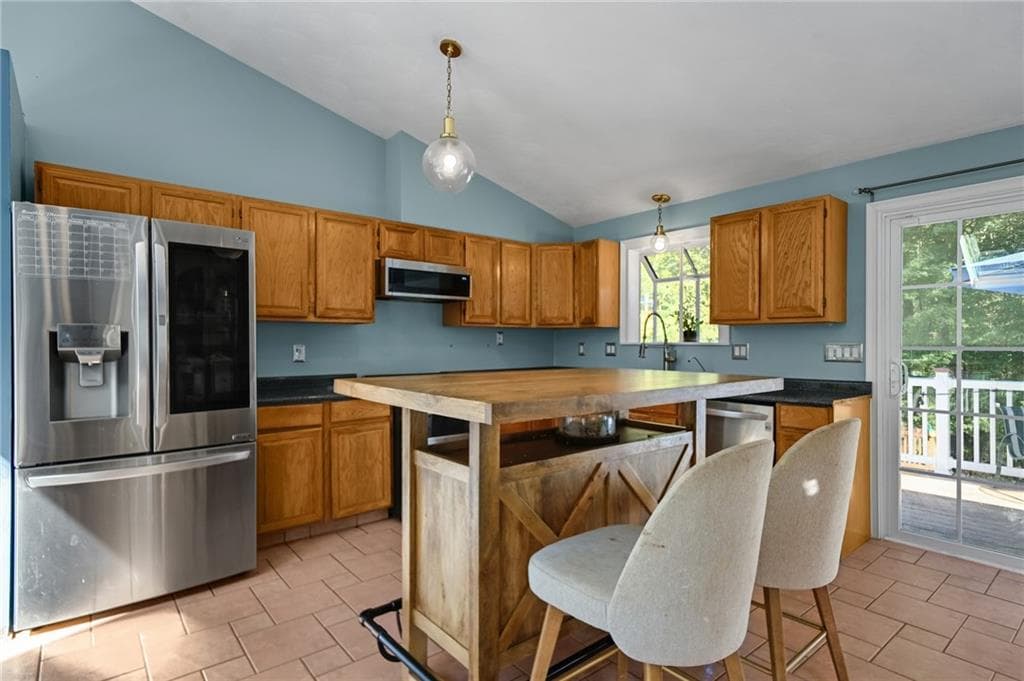 Single Family Residence at 1720 Harkney Hill Road, Coventry, photo 10 of 50