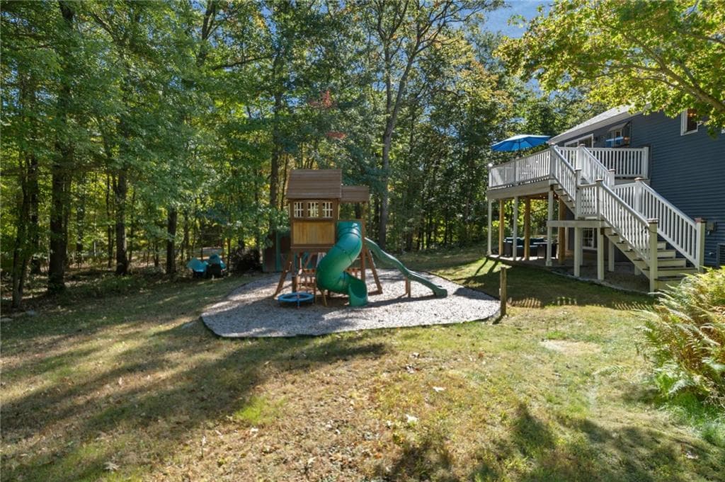 Single Family Residence at 1720 Harkney Hill Road, Coventry, photo 4 of 50