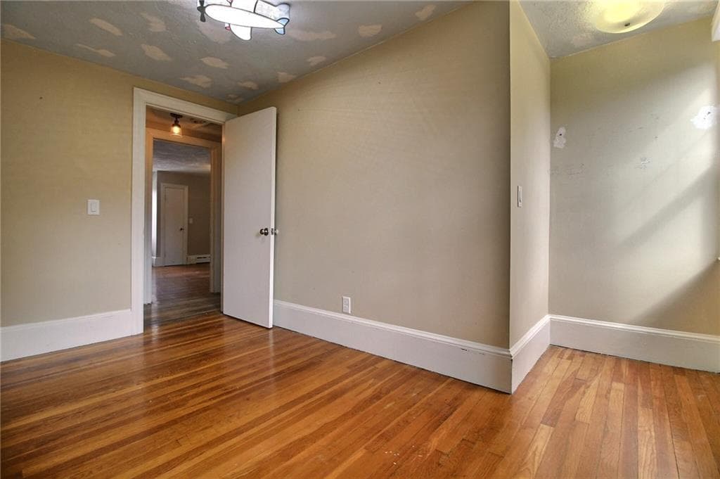 Single Family Residence at 60 Narragansett Avenue, Westerly, photo 31 of 46