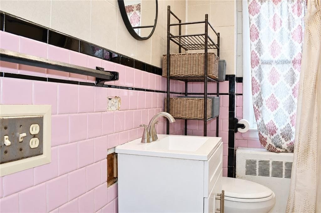 Multi Family at Multi Family, Providence, photo 15 of 40