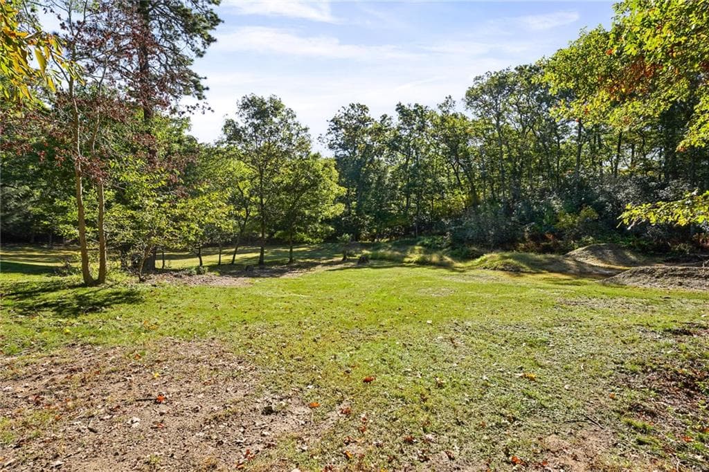 Single Family Residence at 334 Ministerial Road, South Kingstown, photo 43 of 50