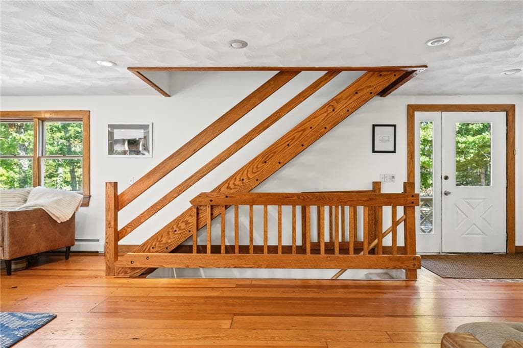 Single Family Residence at 334 Ministerial Road, South Kingstown, photo 21 of 50