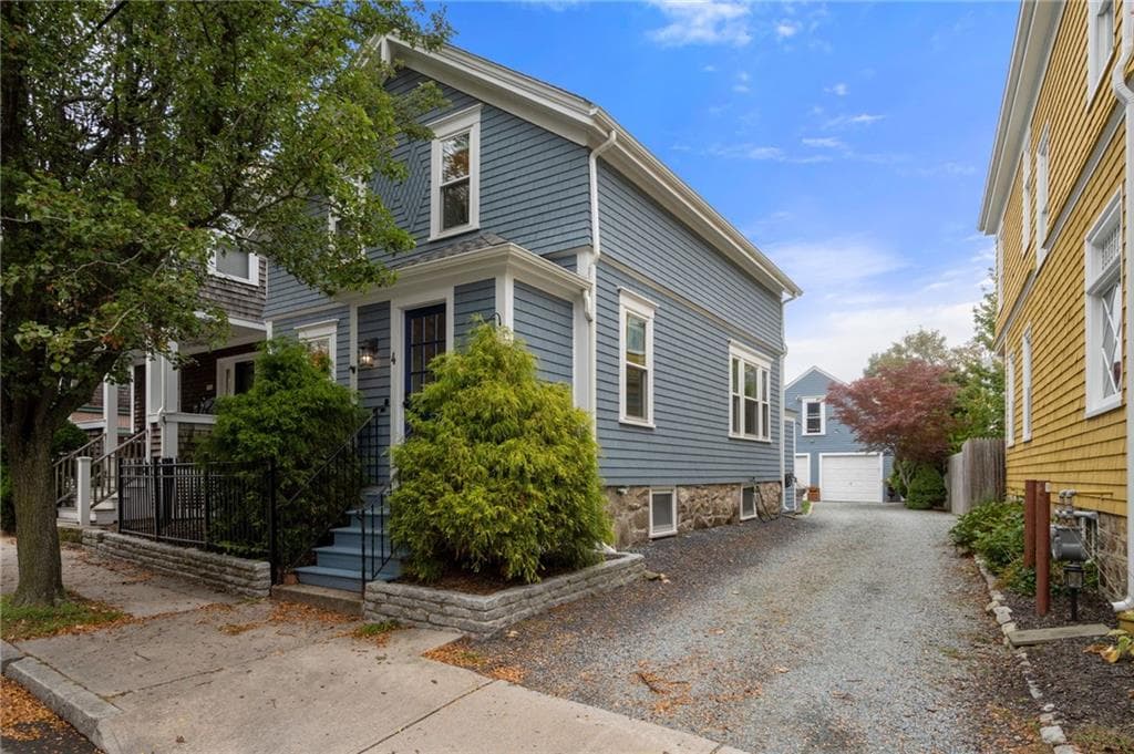 Single Family Residence at 4 Friendship Street, Newport, photo 2 of 35