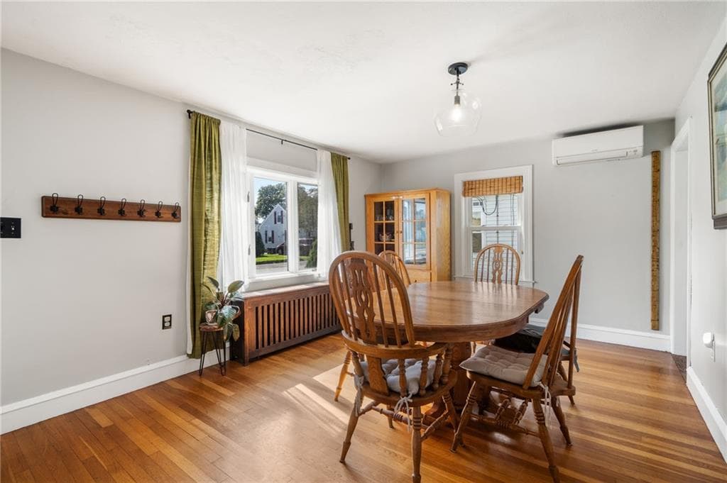 Single Family Residence at 384 Vine Street, Pawtucket, photo 13 of 25