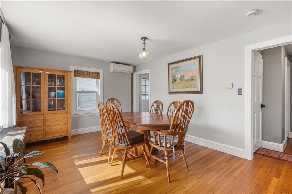 Single Family Residence at 384 Vine Street, Pawtucket, photo 12 of 25