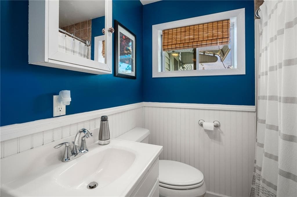 Single Family Residence at 384 Vine Street, Pawtucket, photo 18 of 25