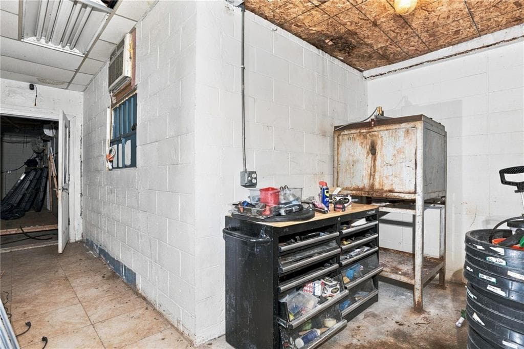 Commercial at 165 Ridge Street, Providence, photo 10 of 16