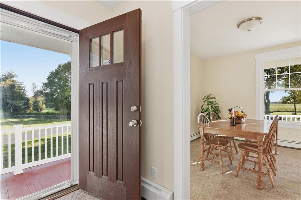Single Family Residence at 484 Oliphant Lane, Middletown, photo 8 of 50