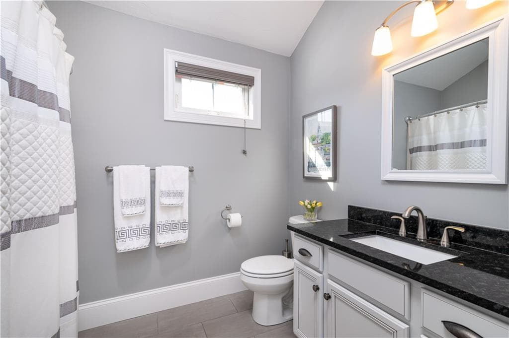 Single Family Residence at 13 Boyde's Crossing, Norfolk, photo 28 of 38