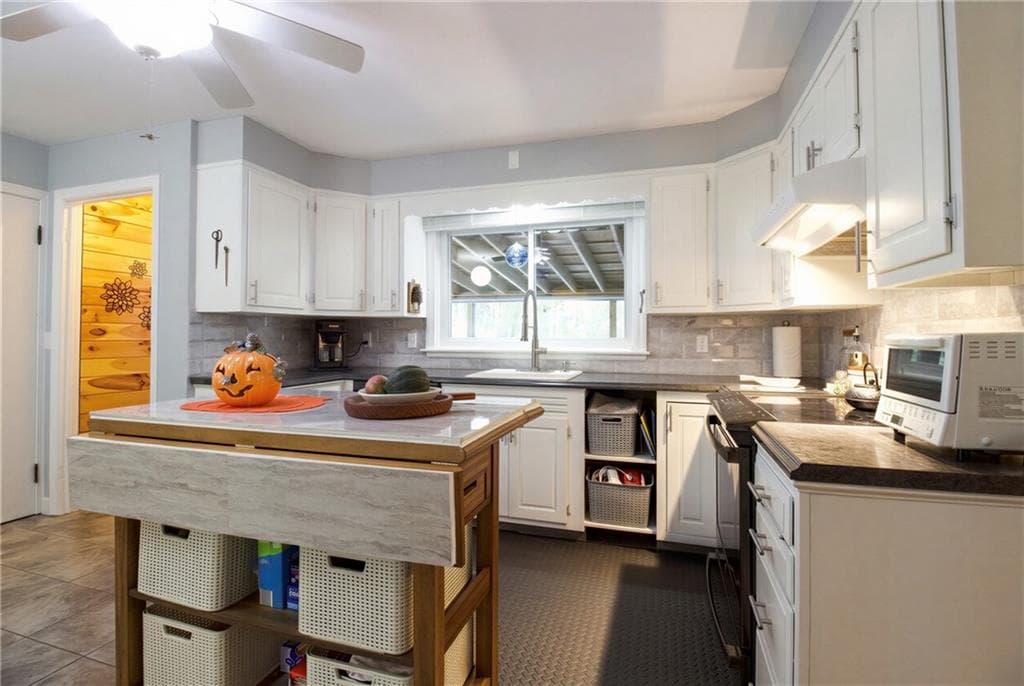 Single Family Residence at Single Family Residence, Westerly, photo 10 of 22
