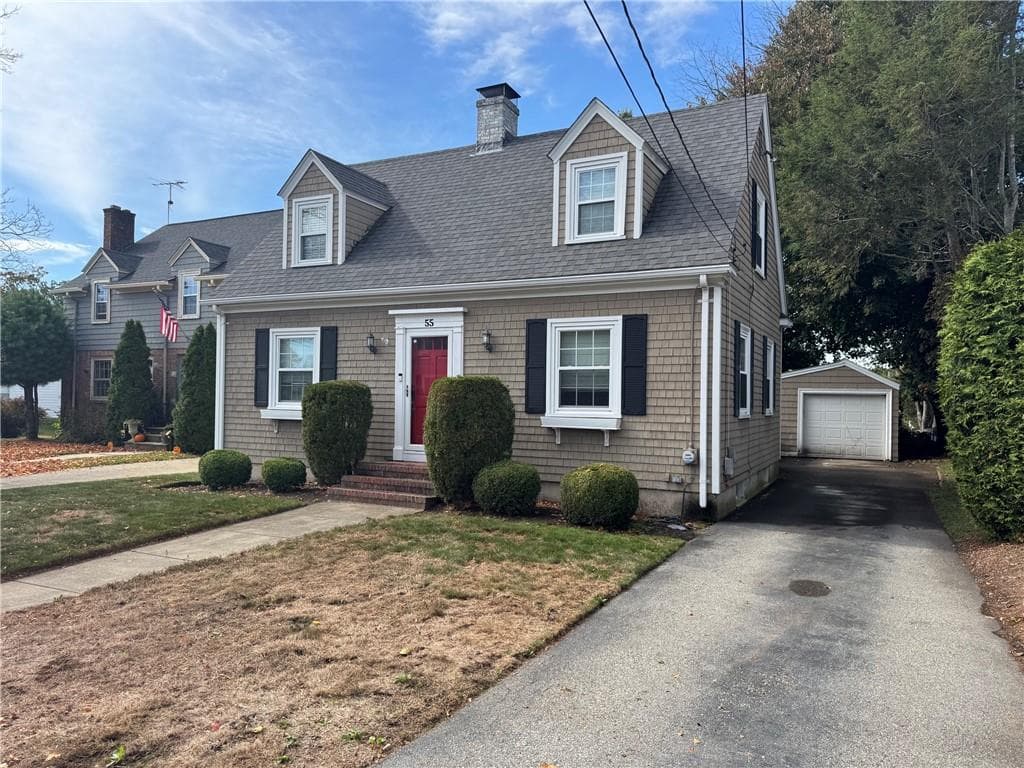 55 Knollwood Avenue
