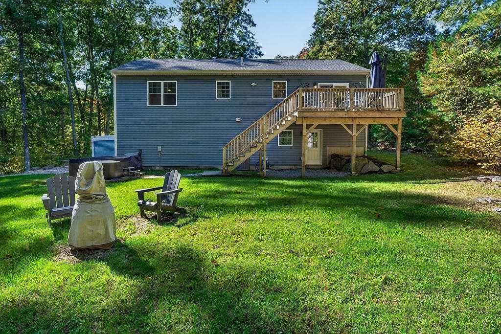 Single Family Residence at 427 Log Road, Smithfield, photo 47 of 50