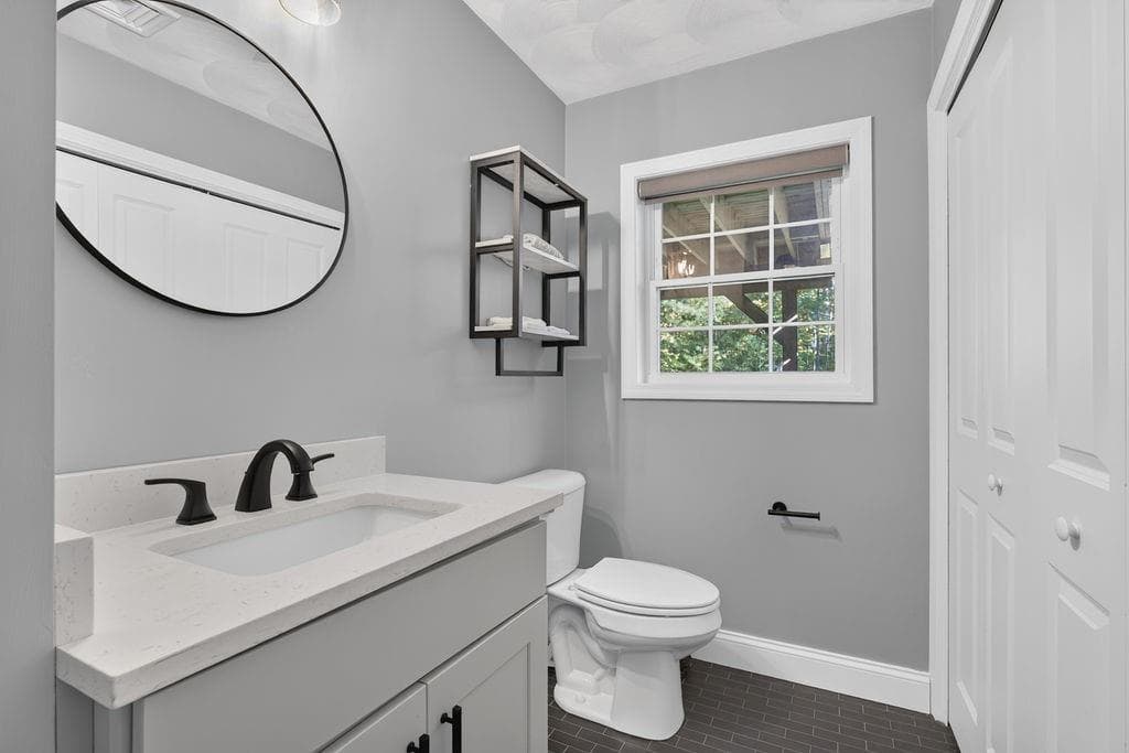 Single Family Residence at 427 Log Road, Smithfield, photo 39 of 50