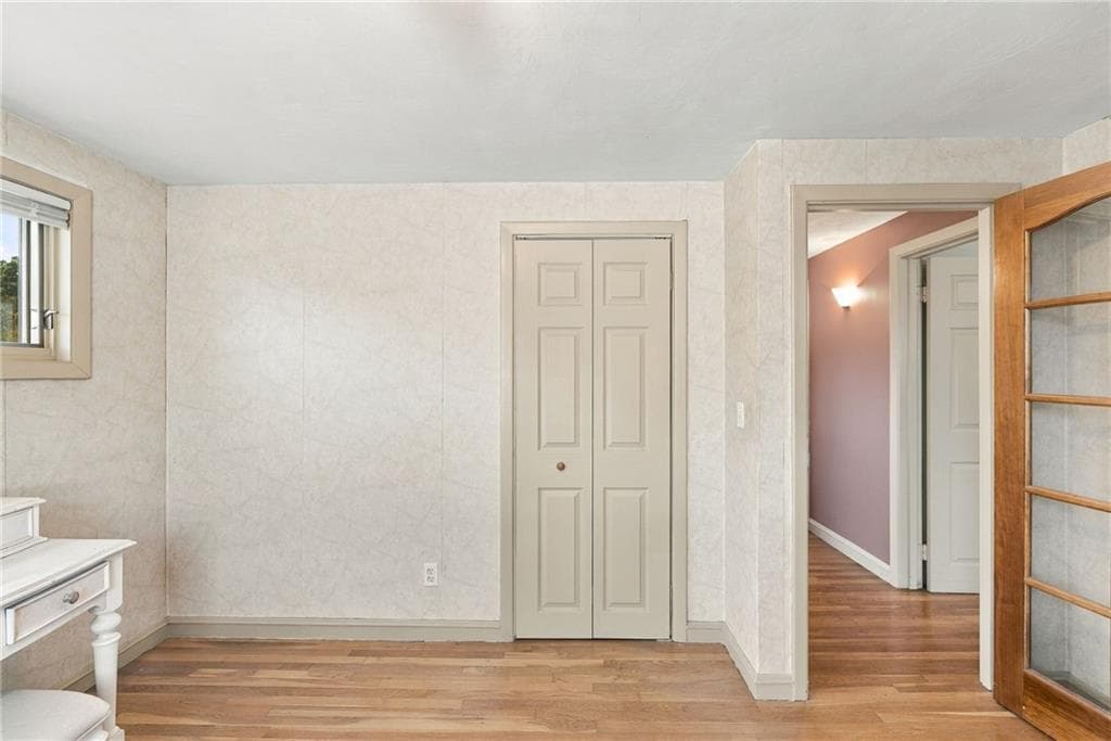 Single Family Residence at 157 Shenandoah Road, Warwick, photo 10 of 23