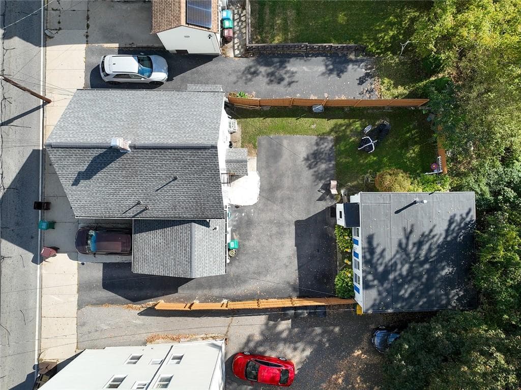 Multi Family at 333 Cass Avenue, Woonsocket, photo 26 of 27