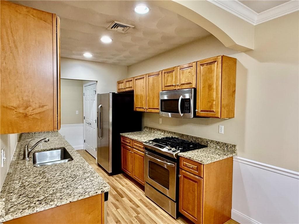 Condominium at 70 Turner Street UNIT B-4, Warwick, photo 5 of 22