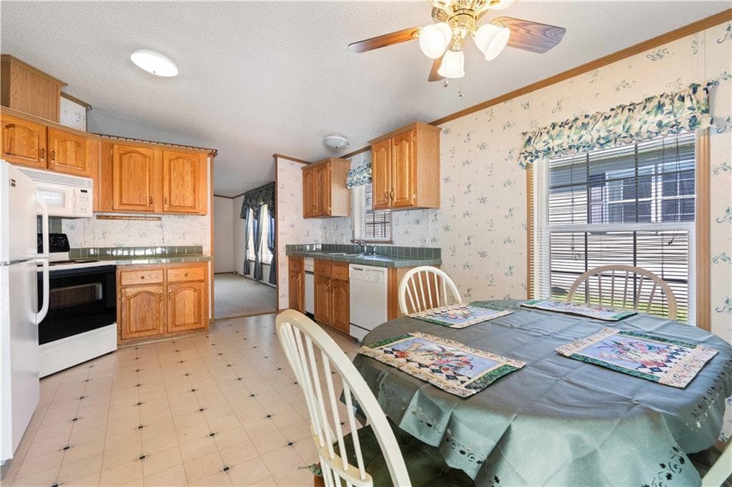Single Family Residence at 26 Bluebird Drive, Tiverton, photo 11 of 28