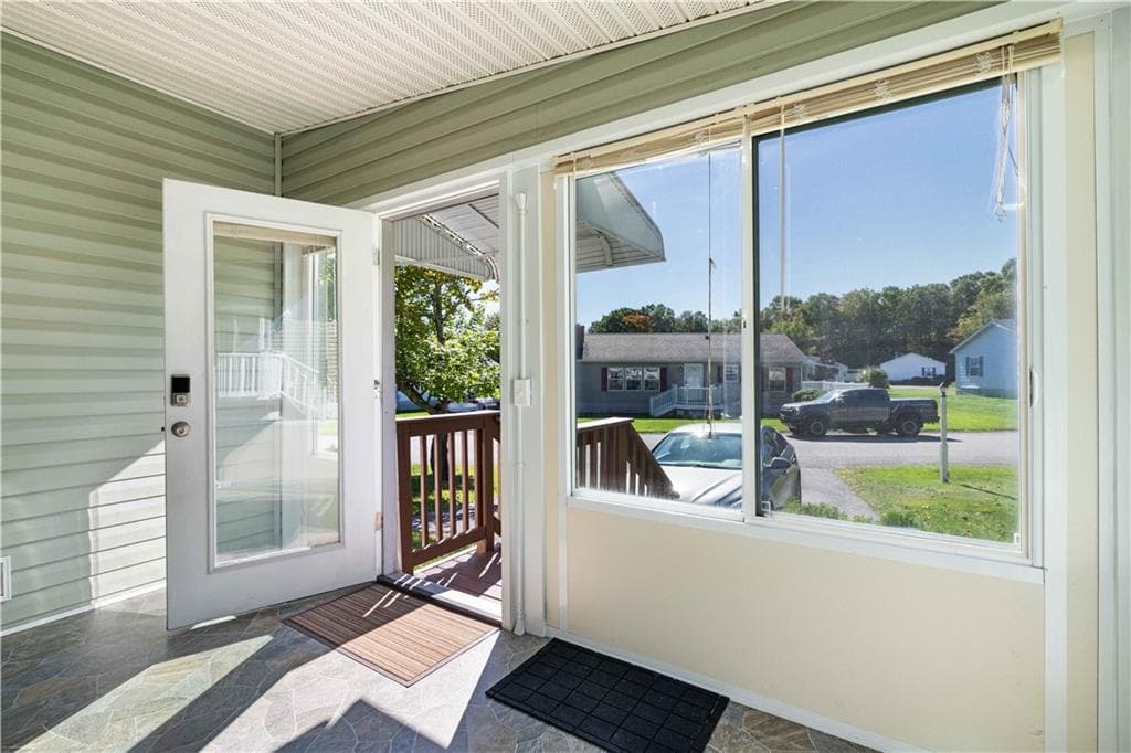 Single Family Residence at 26 Bluebird Drive, Tiverton, photo 4 of 28