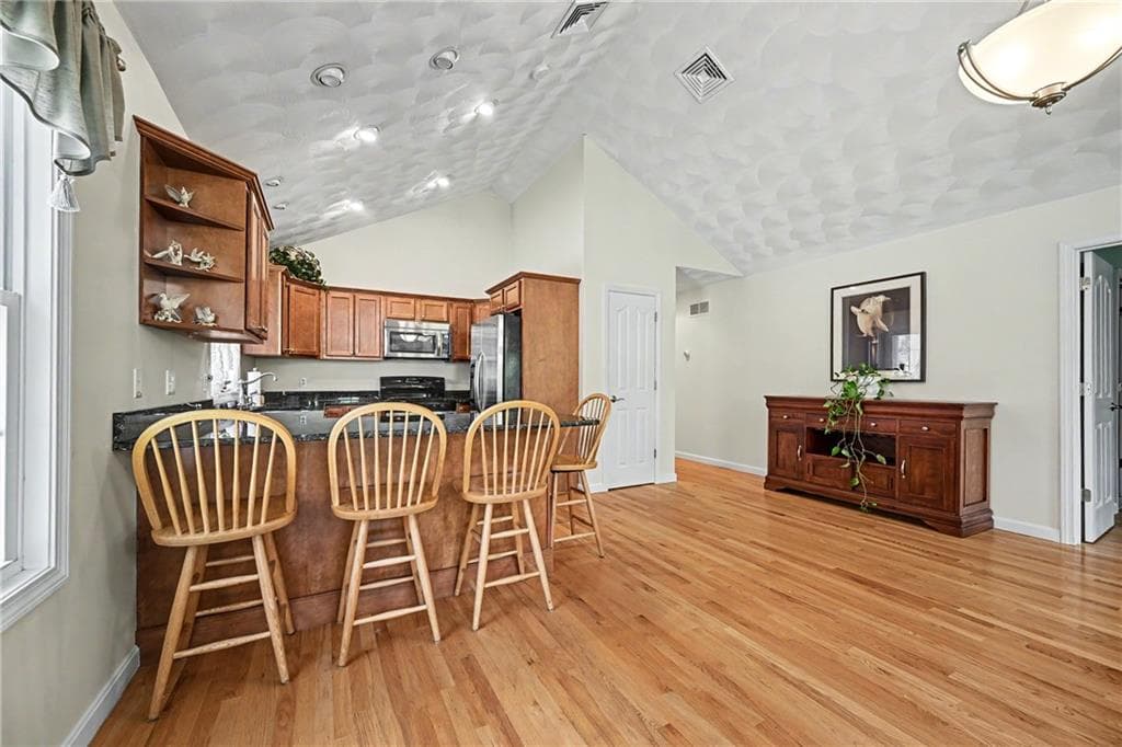 Condominium at 1421 Douglas Avenue UNIT H, North Providence, photo 22 of 27