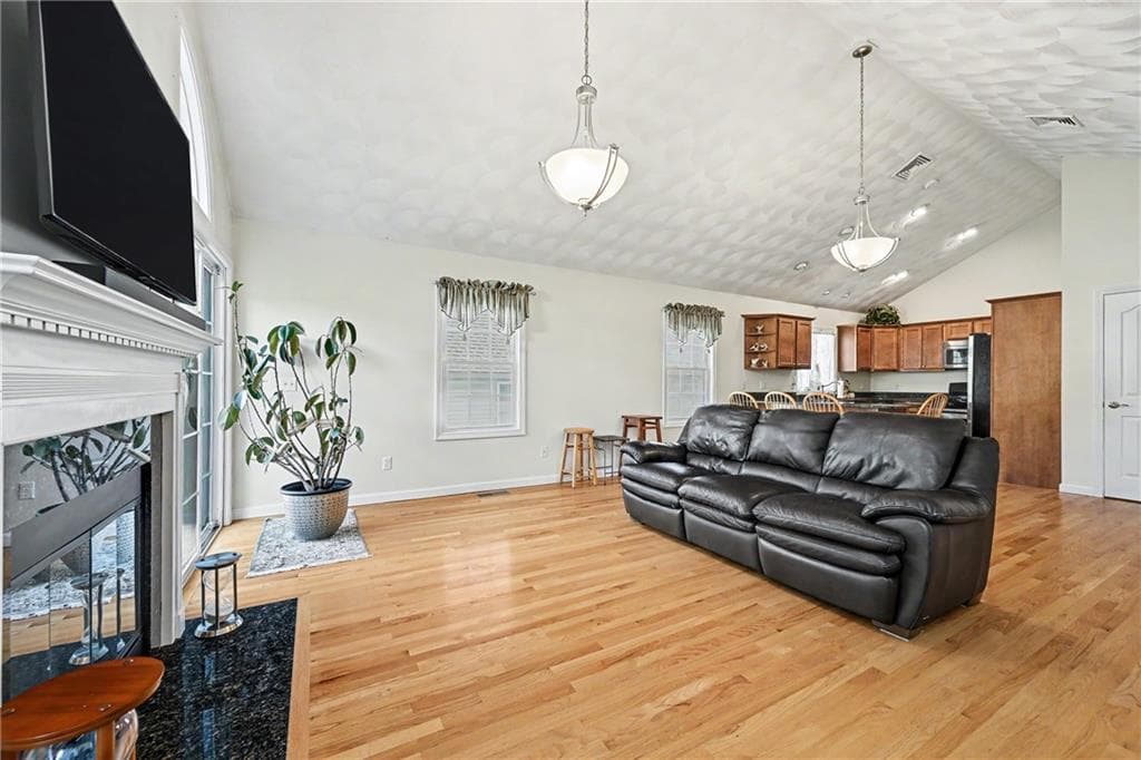 Condominium at 1421 Douglas Avenue UNIT H, North Providence, photo 21 of 27