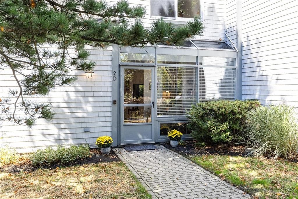 Condominium at 421 Bellevue Avenue UNIT 2D, Newport, photo 32 of 36