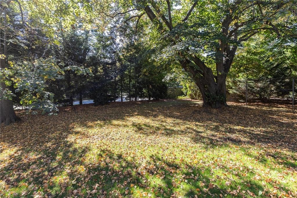 Condominium at 421 Bellevue Avenue UNIT 2D, Newport, photo 34 of 36