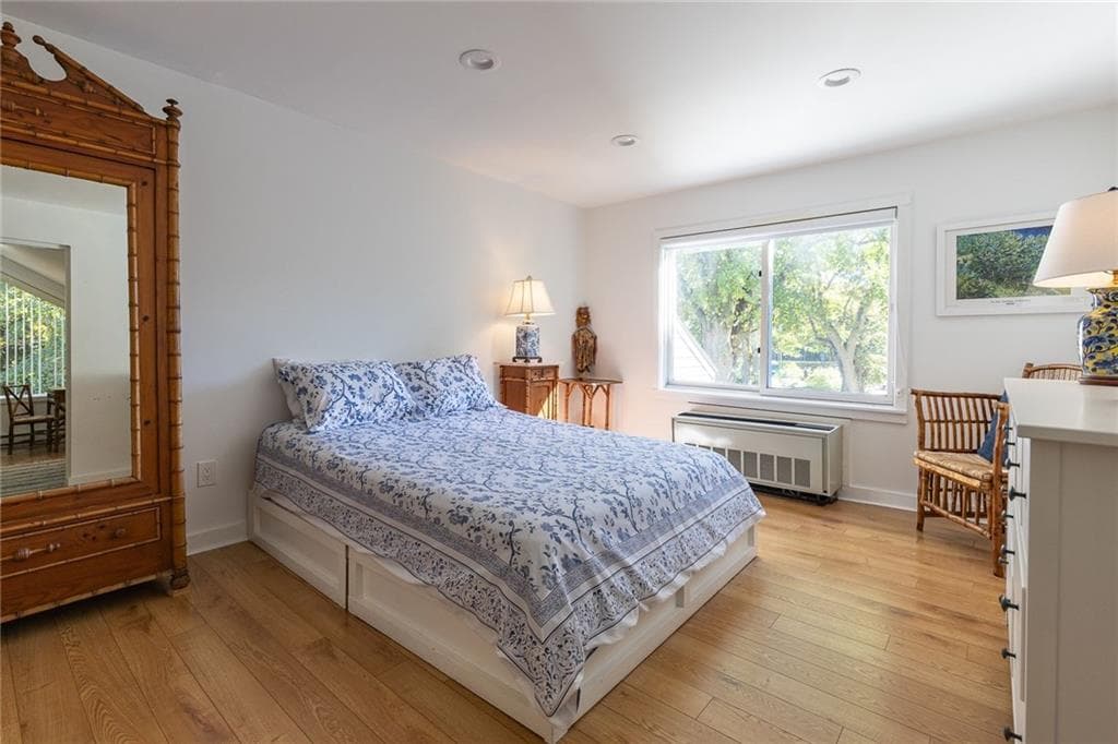 Condominium at 421 Bellevue Avenue UNIT 2D, Newport, photo 19 of 36
