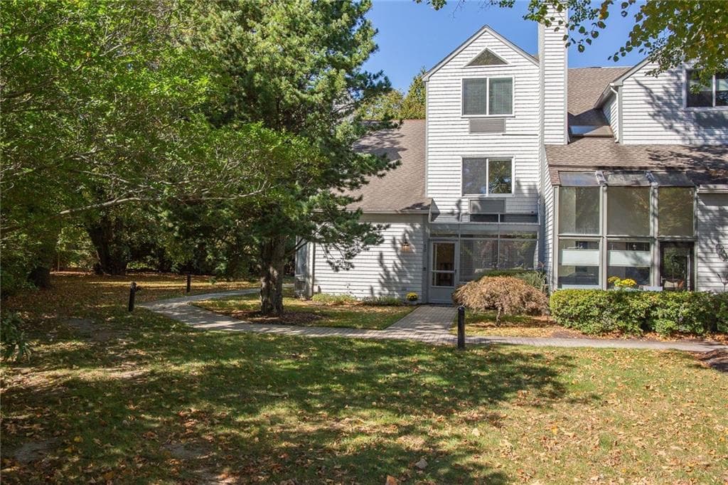 Condominium at 421 Bellevue Avenue UNIT 2D, Newport, photo 31 of 36