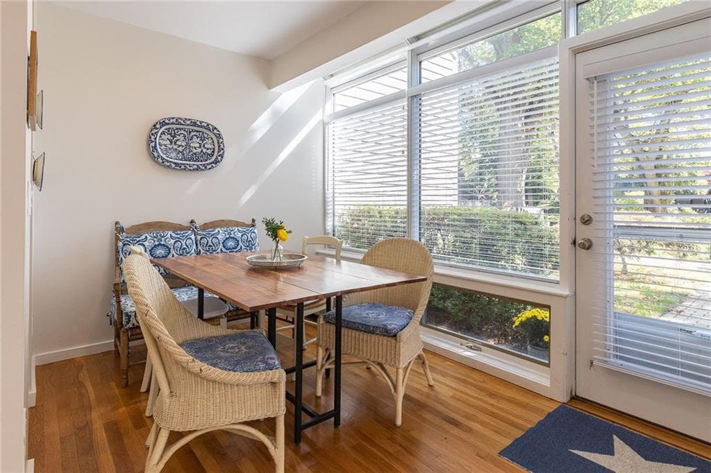 Condominium at 421 Bellevue Avenue UNIT 2D, Newport, photo 4 of 36