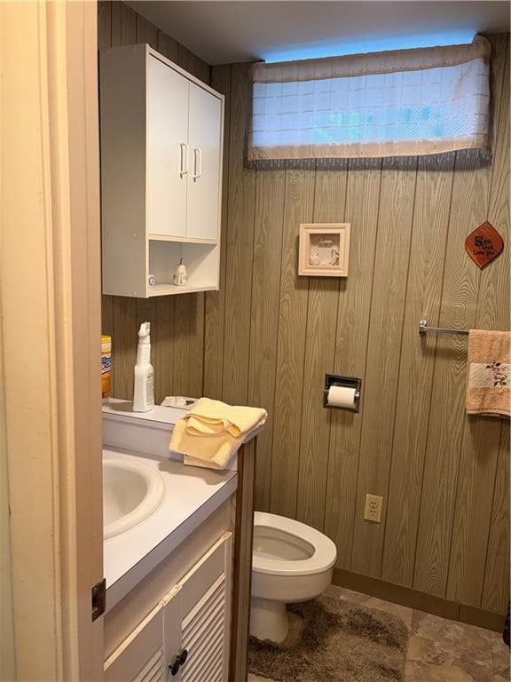 Single Family Residence at 3 Oak Street, Johnston, photo 13 of 23