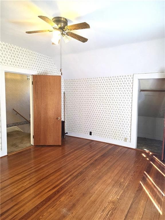 Single Family Residence at 26 Collins Street, Woonsocket, photo 17 of 33
