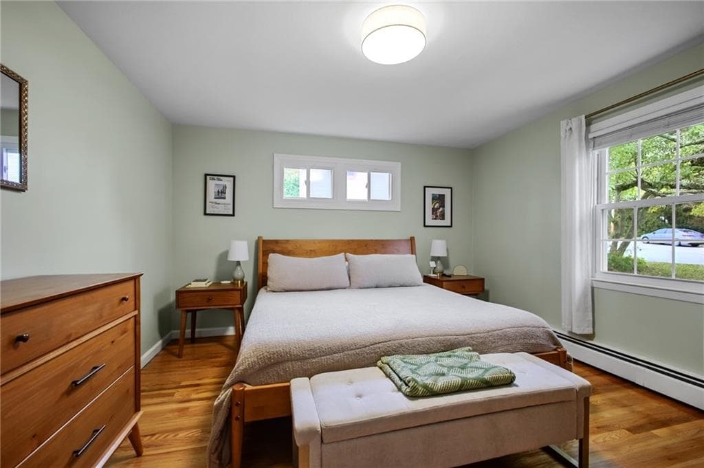 Single Family Residence at 22 Oakhurst Drive, Smithfield, photo 19 of 32
