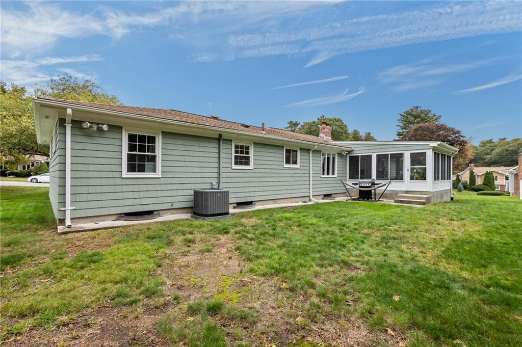 Single Family Residence at 22 Oakhurst Drive, Smithfield, photo 31 of 32