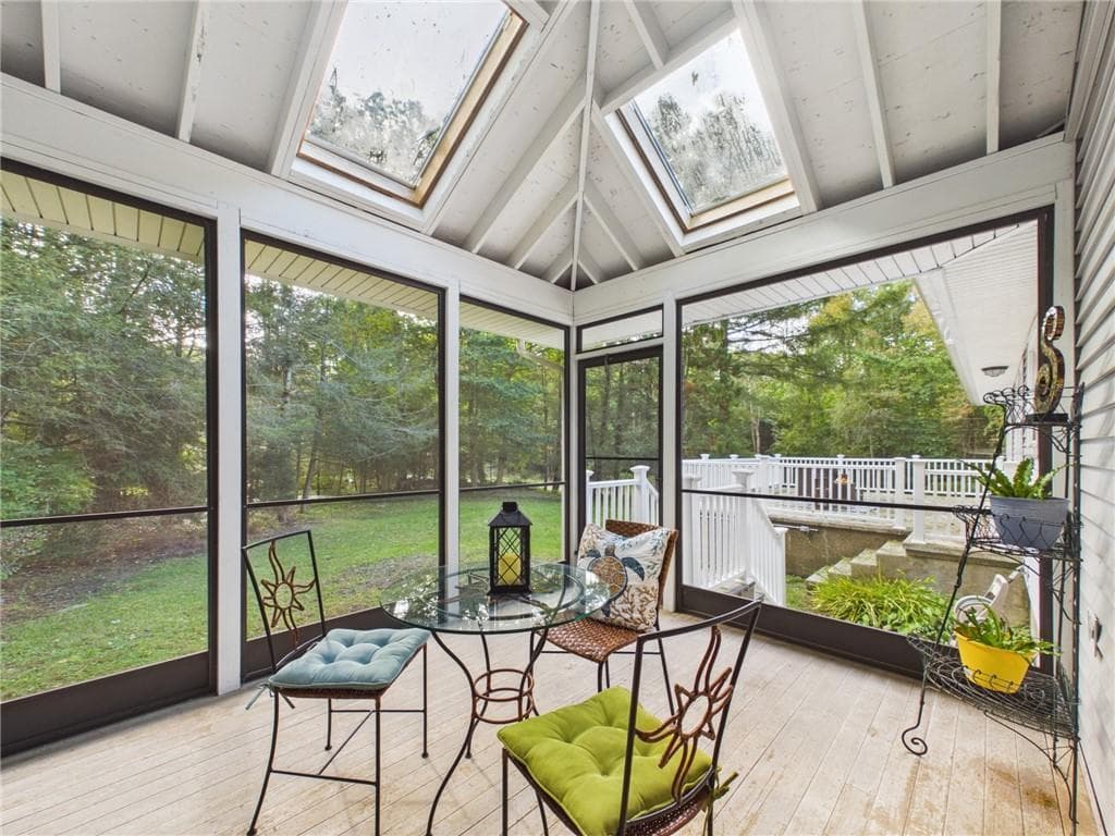 Single Family Residence at 115 Little Rest Road, South Kingstown, photo 5 of 30