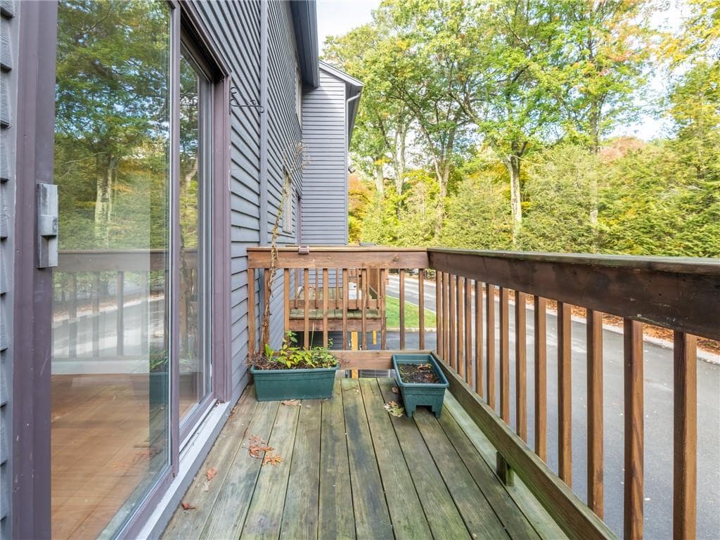 Condominium at 265 Scituate Avenue UNIT C, Cranston, photo 7 of 28
