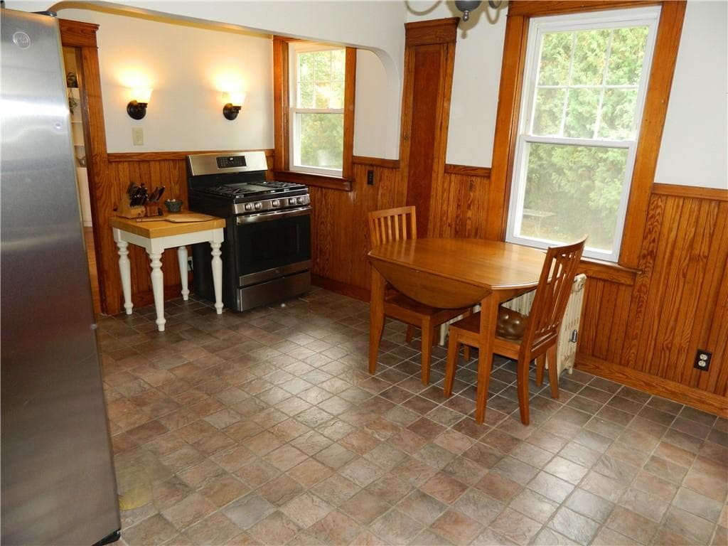 Single Family Residence at 216 Gleaner Chapel Road, Scituate, photo 6 of 30