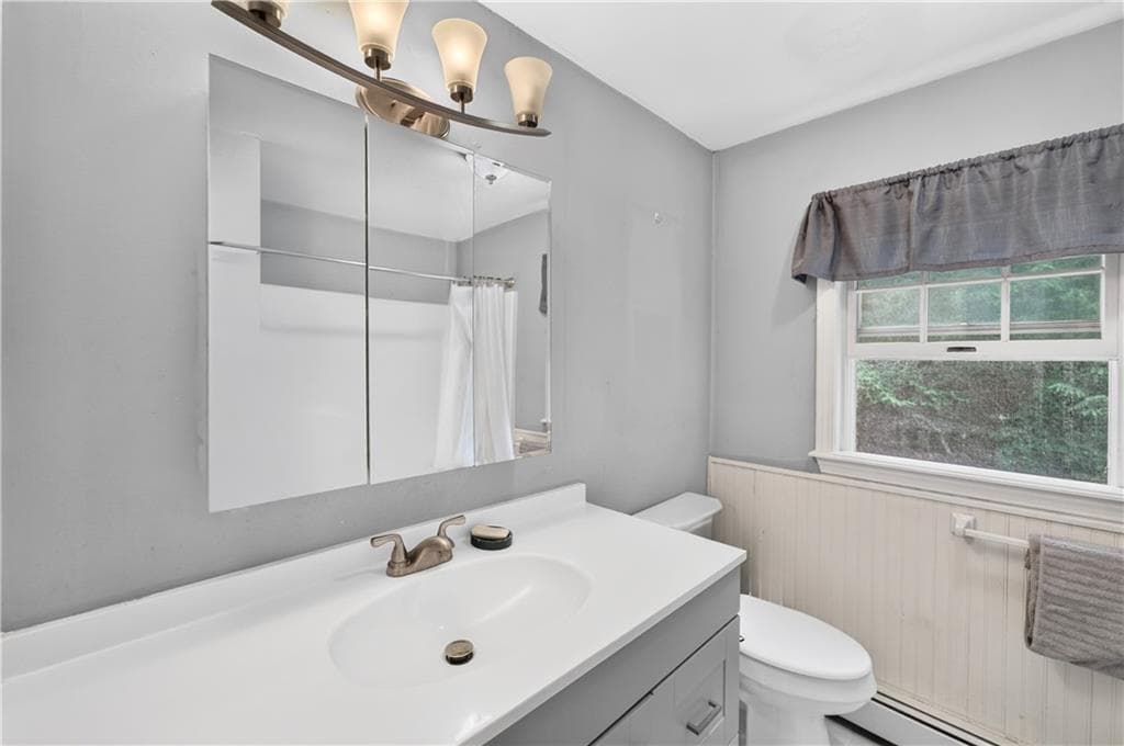 Single Family Residence at 26 Bush Hill Road, Brooklyn, photo 17 of 33